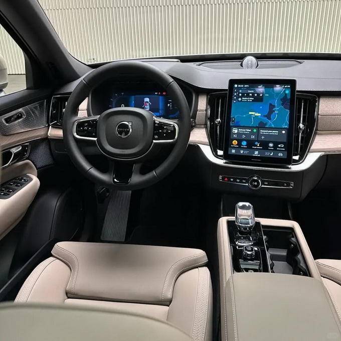 彩神探访北欧奢华｜沃尔沃全新XC90展厅品鉴会(图2)